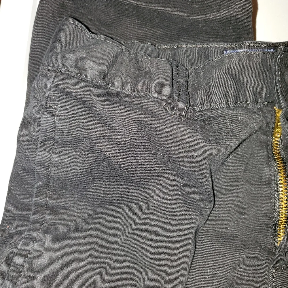 198- The Children's Place School uniform pants stretch  button/zipper closure